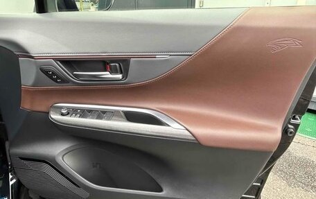 Toyota Harrier, 2022 год, 2 200 000 рублей, 20 фотография