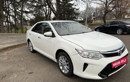 Toyota Camry, 2014 год, 1 595 000 рублей, 4 фотография