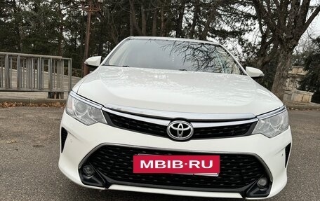 Toyota Camry, 2014 год, 1 595 000 рублей, 5 фотография