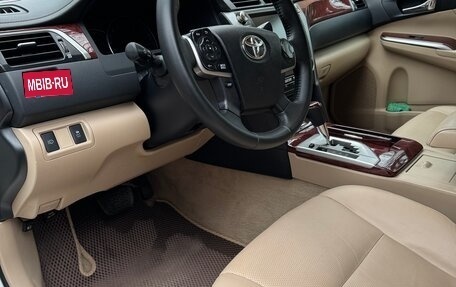Toyota Camry, 2014 год, 1 595 000 рублей, 28 фотография