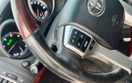 Toyota Land Cruiser Prado 150 рестайлинг 2, 2016 год, 3 800 000 рублей, 18 фотография