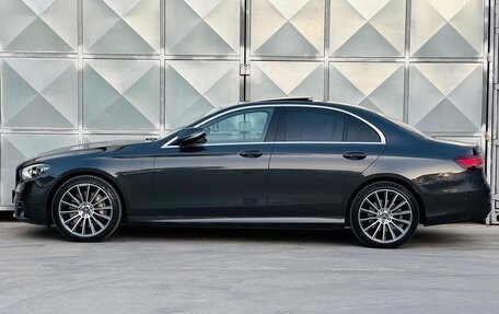 Mercedes-Benz E-Класс, 2022 год, 4 520 000 рублей, 5 фотография