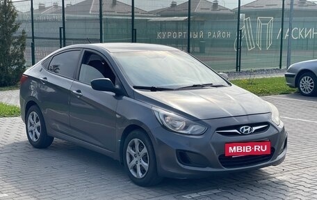 Hyundai Solaris II рестайлинг, 2011 год, 645 000 рублей, 2 фотография