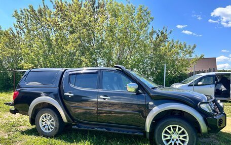 Mitsubishi L200 IV рестайлинг, 2011 год, 1 850 000 рублей, 8 фотография