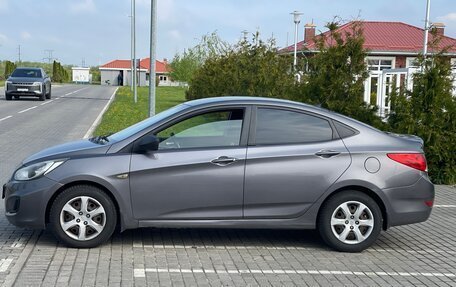 Hyundai Solaris II рестайлинг, 2011 год, 645 000 рублей, 7 фотография
