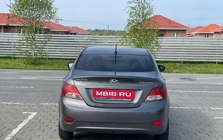 Hyundai Solaris II рестайлинг, 2011 год, 645 000 рублей, 5 фотография