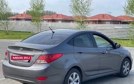Hyundai Solaris II рестайлинг, 2011 год, 645 000 рублей, 4 фотография