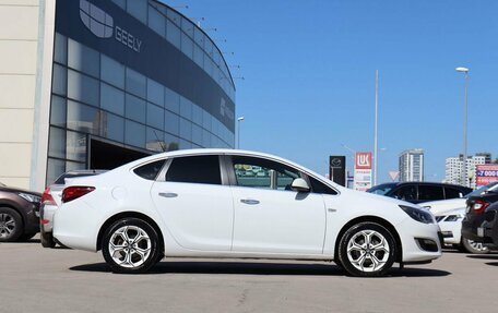 Opel Astra J, 2013 год, 800 000 рублей, 4 фотография