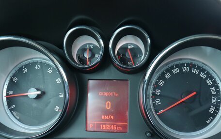 Opel Astra J, 2013 год, 800 000 рублей, 13 фотография