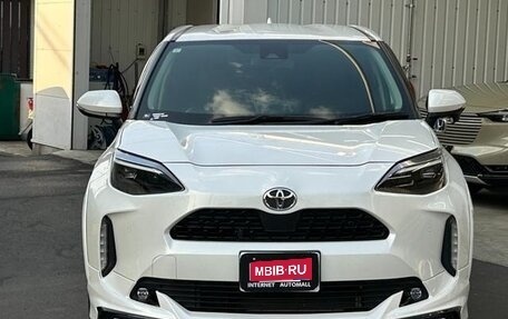 Toyota Yaris Cross, 2022 год, 1 600 000 рублей, 1 фотография