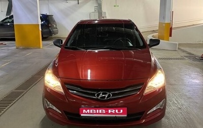 Hyundai Solaris II рестайлинг, 2015 год, 990 000 рублей, 1 фотография