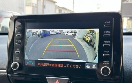 Toyota Yaris Cross, 2022 год, 1 600 000 рублей, 23 фотография