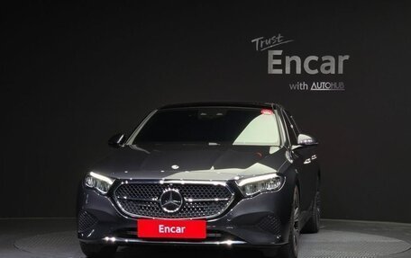 Mercedes-Benz E-Класс, 2025 год, 6 300 000 рублей, 1 фотография