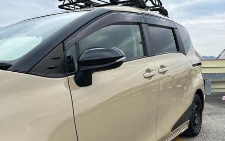 Toyota Sienta II, 2021 год, 1 003 000 рублей, 13 фотография