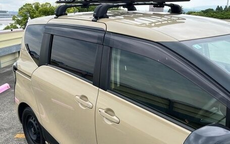 Toyota Sienta II, 2021 год, 1 003 000 рублей, 17 фотография