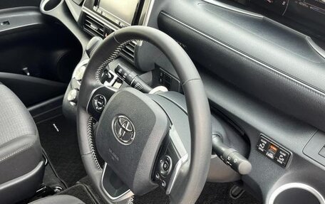 Toyota Sienta II, 2021 год, 1 003 000 рублей, 23 фотография