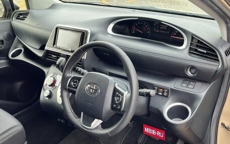 Toyota Sienta II, 2021 год, 1 003 000 рублей, 36 фотография