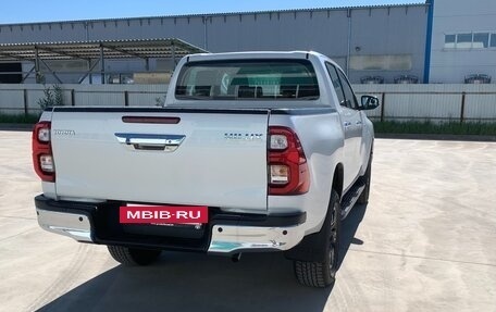 Toyota Hilux VIII, 2024 год, 7 200 000 рублей, 11 фотография