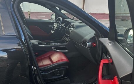 Jaguar F-Pace, 2017 год, 3 200 000 рублей, 6 фотография