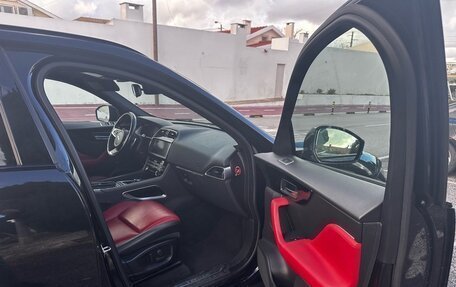 Jaguar F-Pace, 2017 год, 3 200 000 рублей, 8 фотография