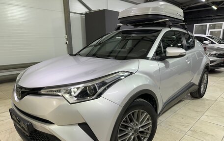 Toyota C-HR I рестайлинг, 2017 год, 2 000 000 рублей, 3 фотография