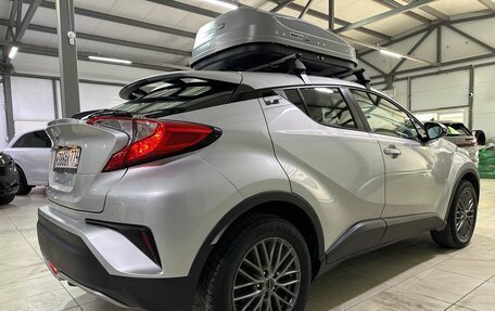 Toyota C-HR I рестайлинг, 2017 год, 2 000 000 рублей, 12 фотография