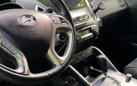 Hyundai ix35 I рестайлинг, 2012 год, 900 000 рублей, 36 фотография