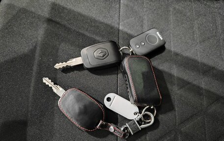 Renault Sandero II рестайлинг, 2016 год, 1 119 000 рублей, 18 фотография