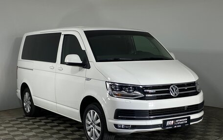 Volkswagen Caravelle T6 рестайлинг, 2015 год, 2 899 000 рублей, 3 фотография