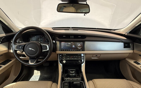 Jaguar F-Pace, 2018 год, 2 700 000 рублей, 6 фотография
