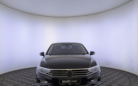 Volkswagen Passat B8 рестайлинг, 2021 год, 2 995 000 рублей, 2 фотография