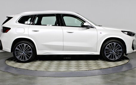 BMW X1, 2024 год, 6 090 000 рублей, 4 фотография