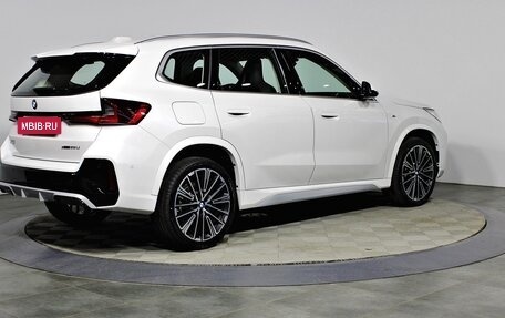 BMW X1, 2024 год, 6 090 000 рублей, 5 фотография