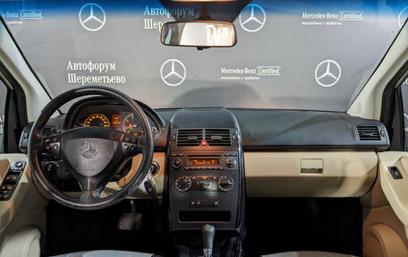 Mercedes-Benz A-Класс, 2011 год, 810 000 рублей, 13 фотография