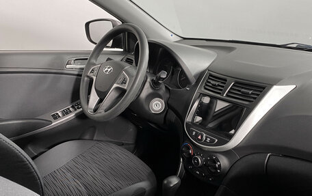 Hyundai Solaris II рестайлинг, 2016 год, 1 115 000 рублей, 10 фотография
