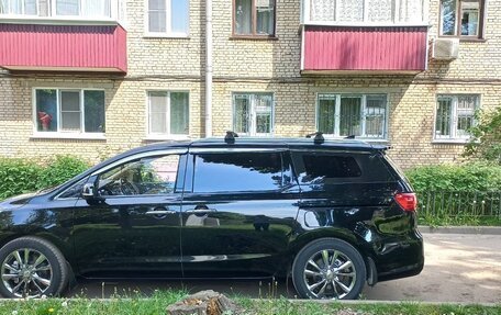 KIA Carnival III, 2019 год, 3 000 000 рублей, 8 фотография