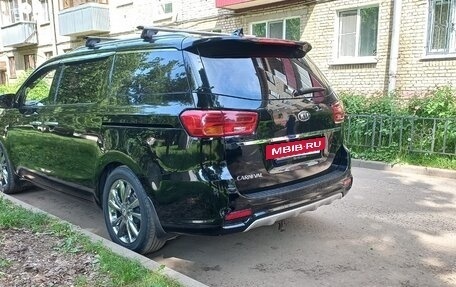 KIA Carnival III, 2019 год, 3 000 000 рублей, 6 фотография