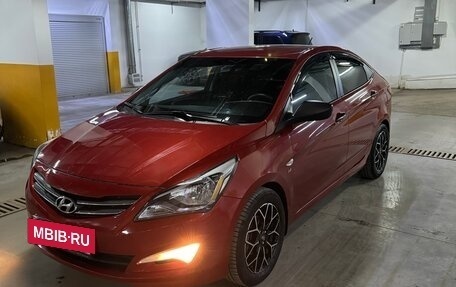 Hyundai Solaris II рестайлинг, 2015 год, 990 000 рублей, 12 фотография