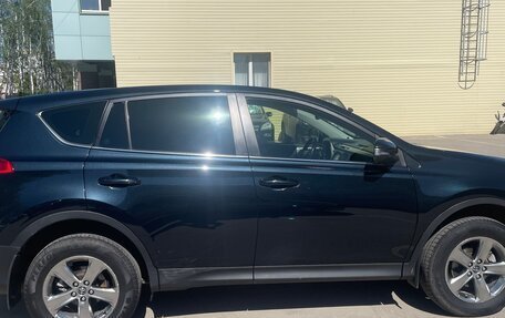 Toyota RAV4, 2015 год, 2 090 000 рублей, 4 фотография