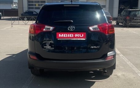 Toyota RAV4, 2015 год, 2 090 000 рублей, 6 фотография