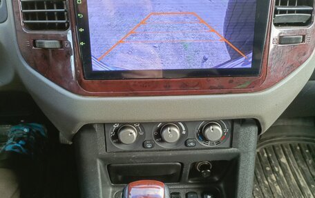 Mitsubishi Pajero III рестайлинг, 2005 год, 899 000 рублей, 9 фотография