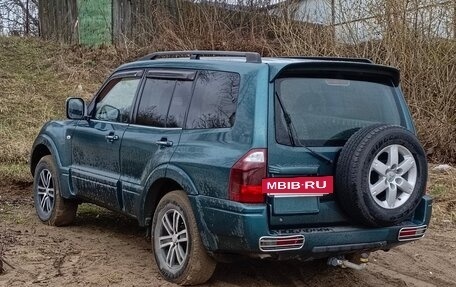 Mitsubishi Pajero III рестайлинг, 2005 год, 899 000 рублей, 5 фотография