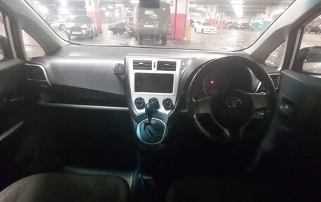 Toyota Ractis II, 2010 год, 730 000 рублей, 5 фотография