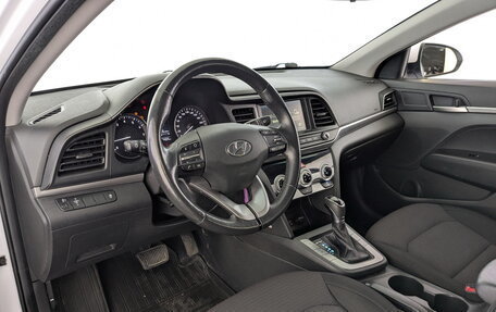 Hyundai Elantra VI рестайлинг, 2020 год, 1 900 000 рублей, 13 фотография