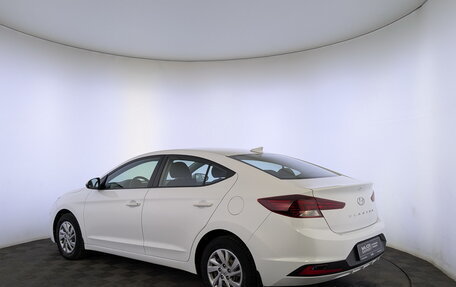 Hyundai Elantra VI рестайлинг, 2020 год, 1 900 000 рублей, 7 фотография