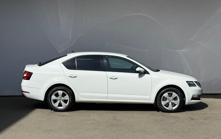 Skoda Octavia, 2018 год, 1 845 000 рублей, 24 фотография