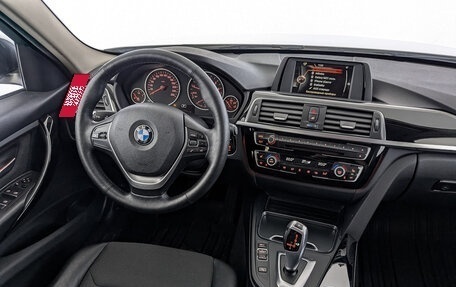 BMW 3 серия, 2016 год, 1 890 000 рублей, 30 фотография