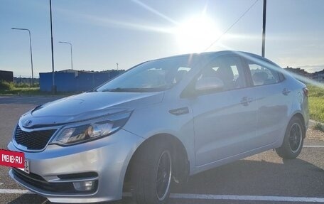 KIA Rio III рестайлинг, 2016 год, 999 000 рублей, 6 фотография