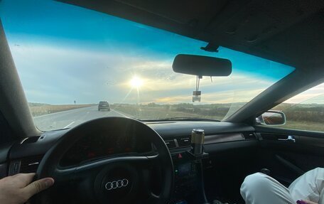 Audi A6, 1999 год, 400 000 рублей, 11 фотография