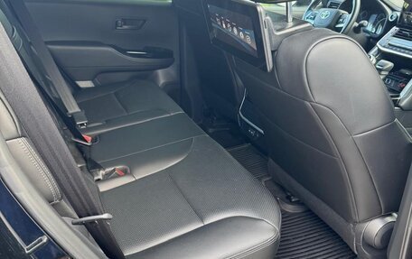 Toyota Land Cruiser, 2022 год, 12 500 000 рублей, 6 фотография